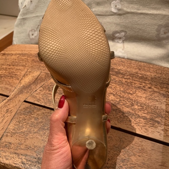 Prada heeled sandals.  Authentic - Picture 4 of 5